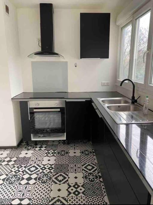 Appartement Ping-Pong Proche Gare Gagny ภายนอก รูปภาพ